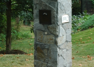 Photo of stone mailbox