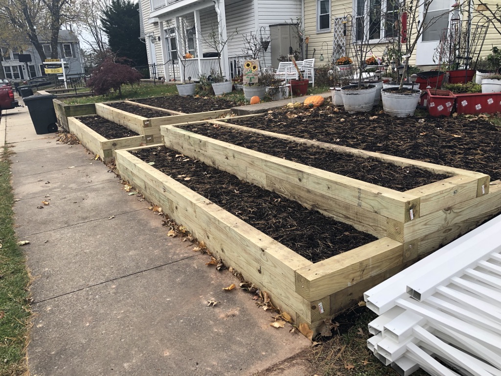 Retaining Wall Planter Boxes