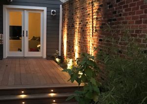 Private Deck, Outdoor Lights